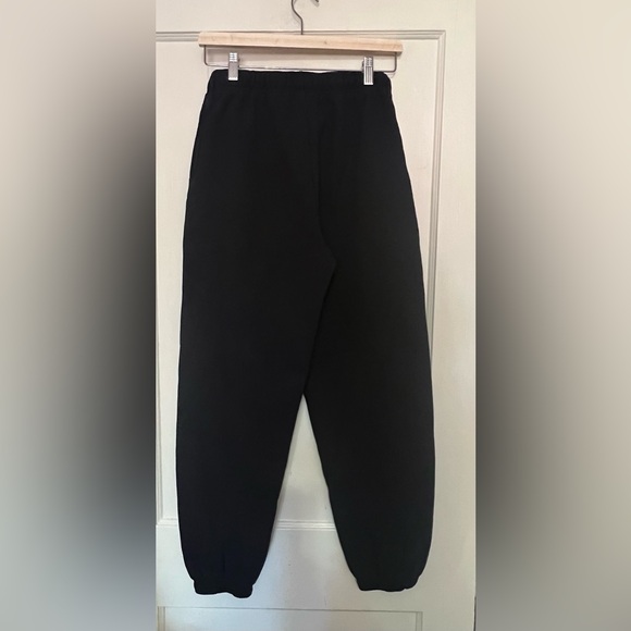 Aritzia Cozy Fleece Mega Sweatpant, size XS. - Picture 4 of 5